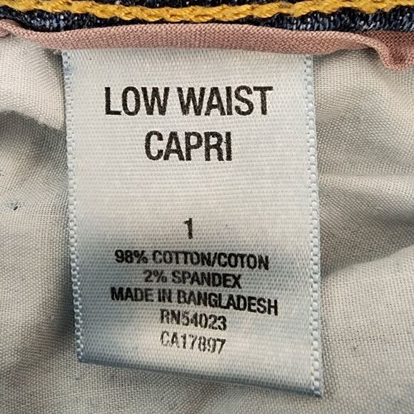 Old Navy Cuffed Hem Low Waist Capri Denim Jeans Size 1 - Picture 5 of 6